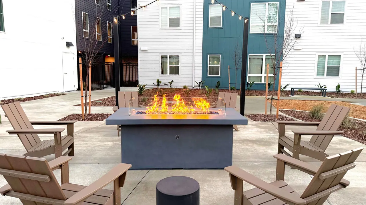 The Grove at Woodlake Apartments