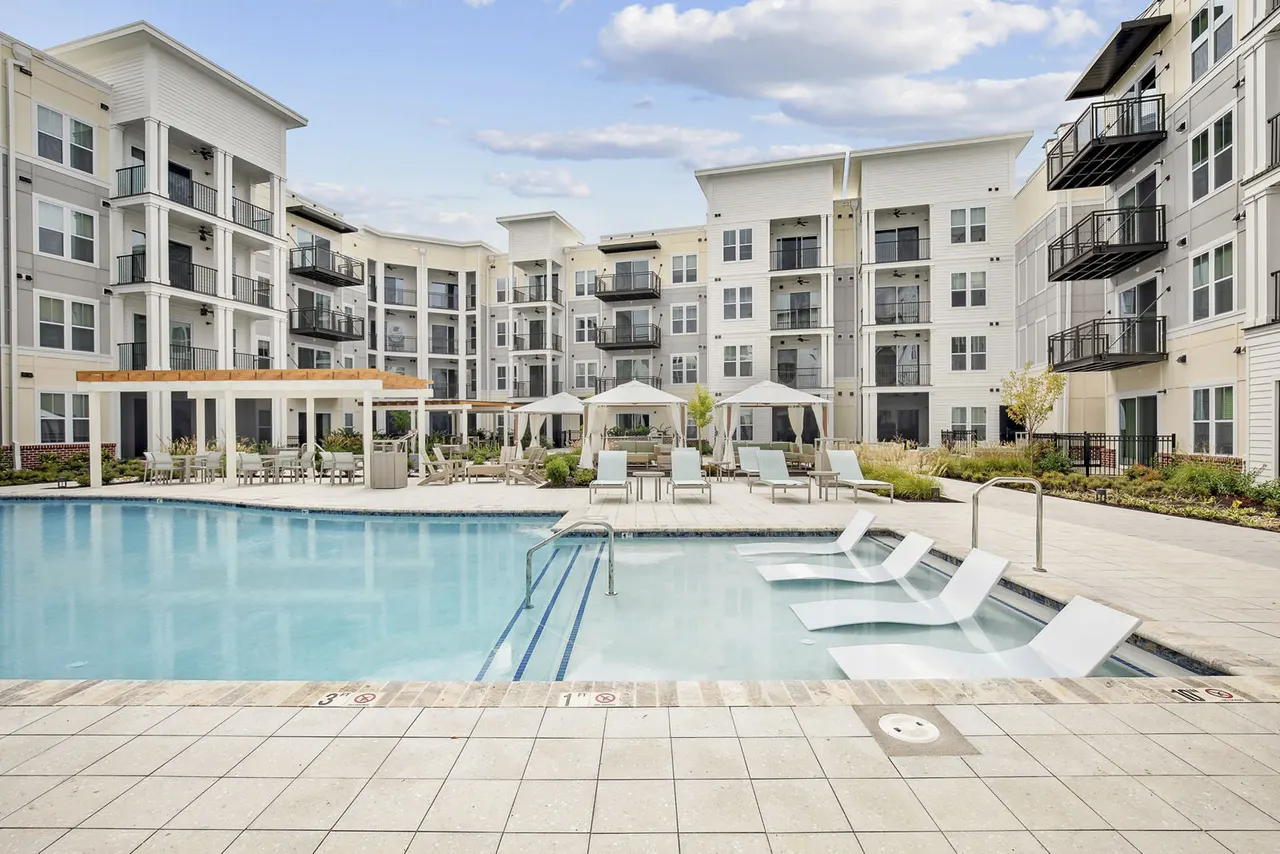 3500 West View