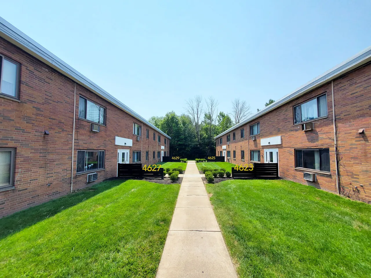 One-3-One Apartments
