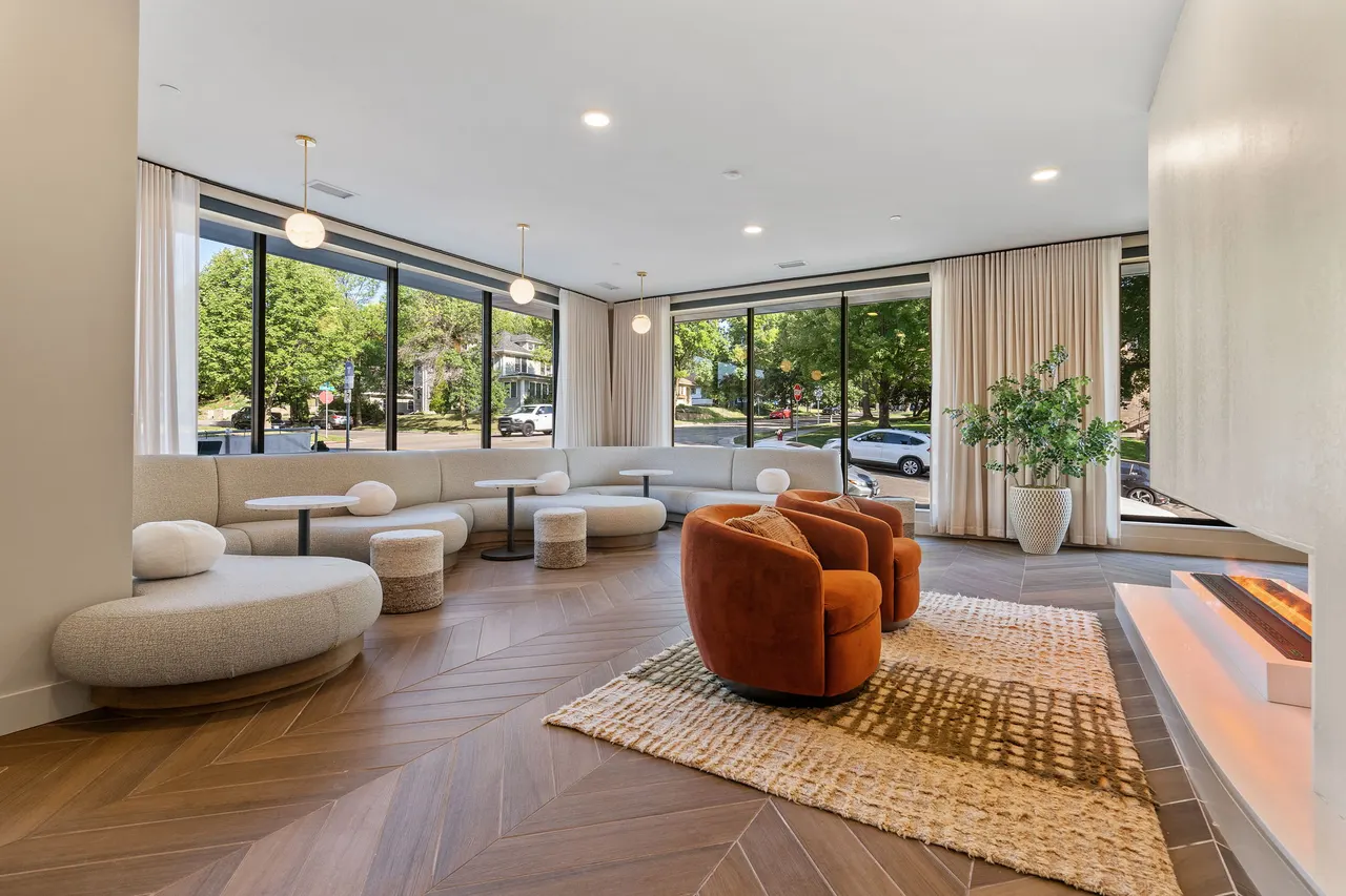 Juliette Apartments