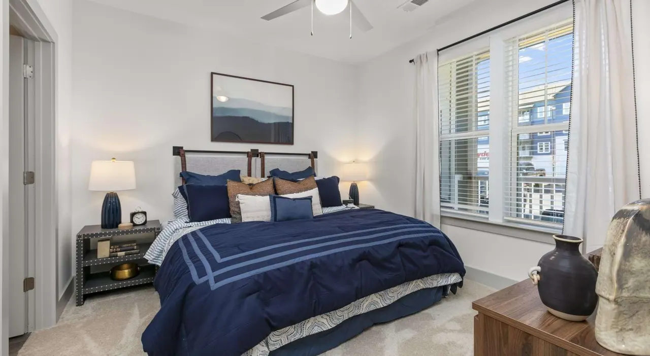 Mountain Creek Apartments