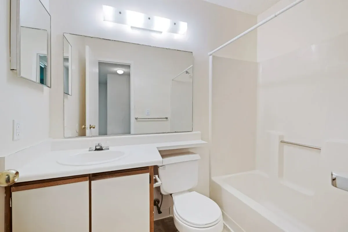 The Retreat At Hidden Bay Apartment Homes