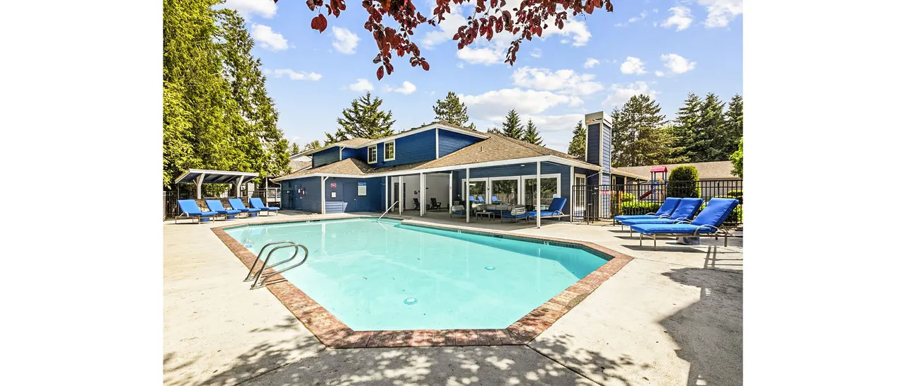 Chestnut Hills Apartments