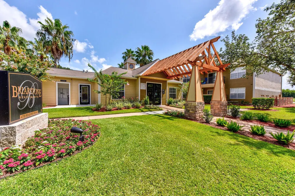 Briarstone Apartments