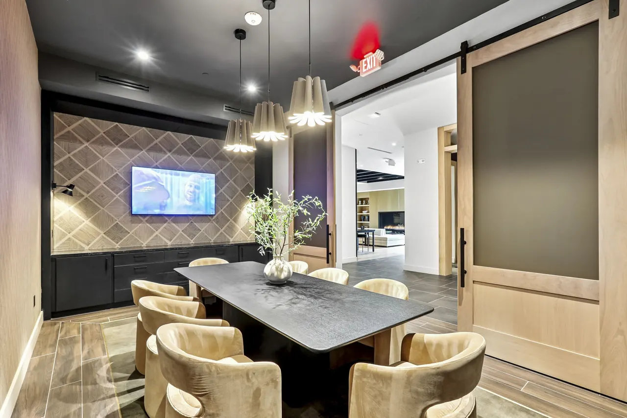 Alta New Carrollton