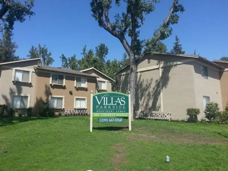 Villas at Parkside