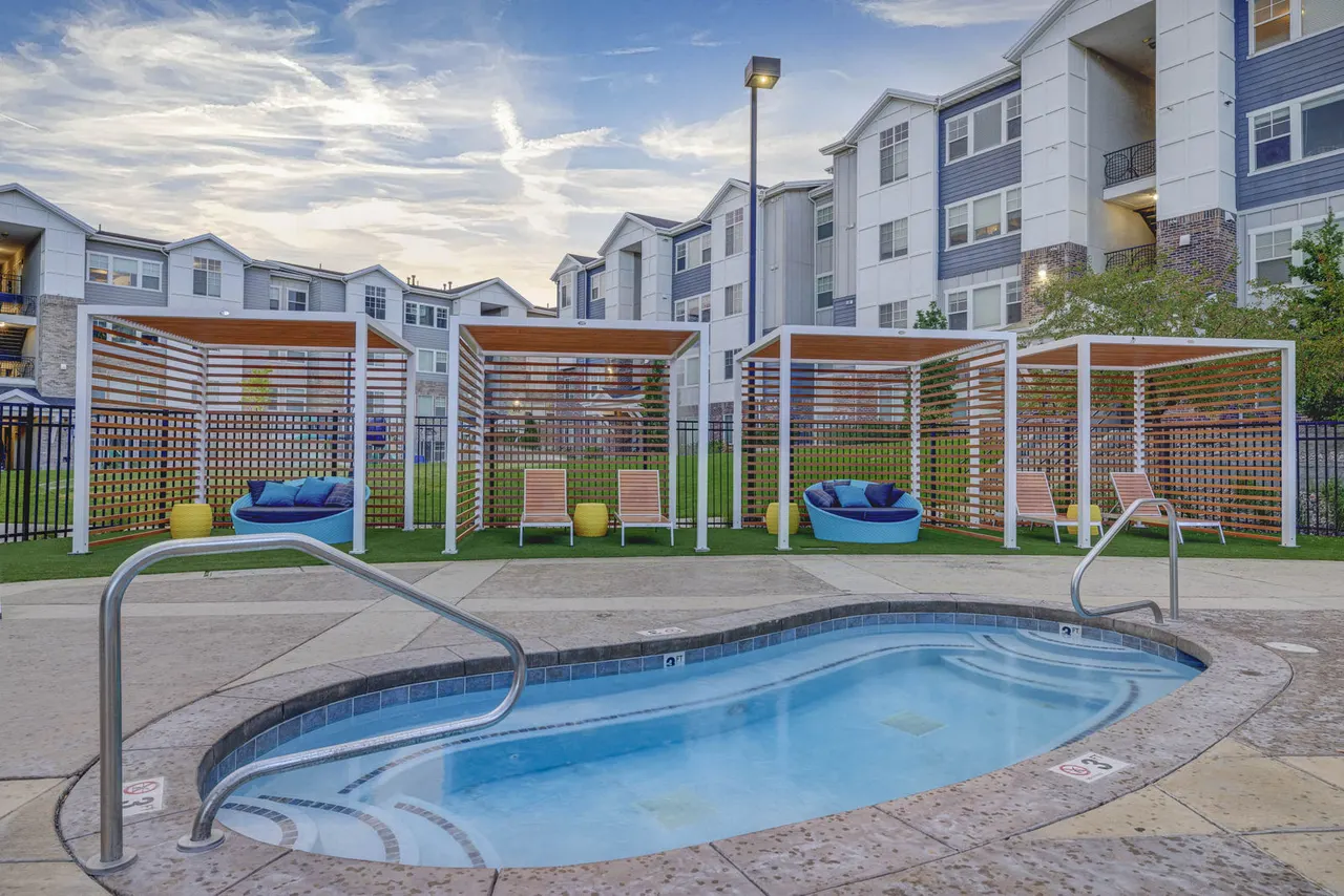 Rockledge at Quarry Bend Apartments