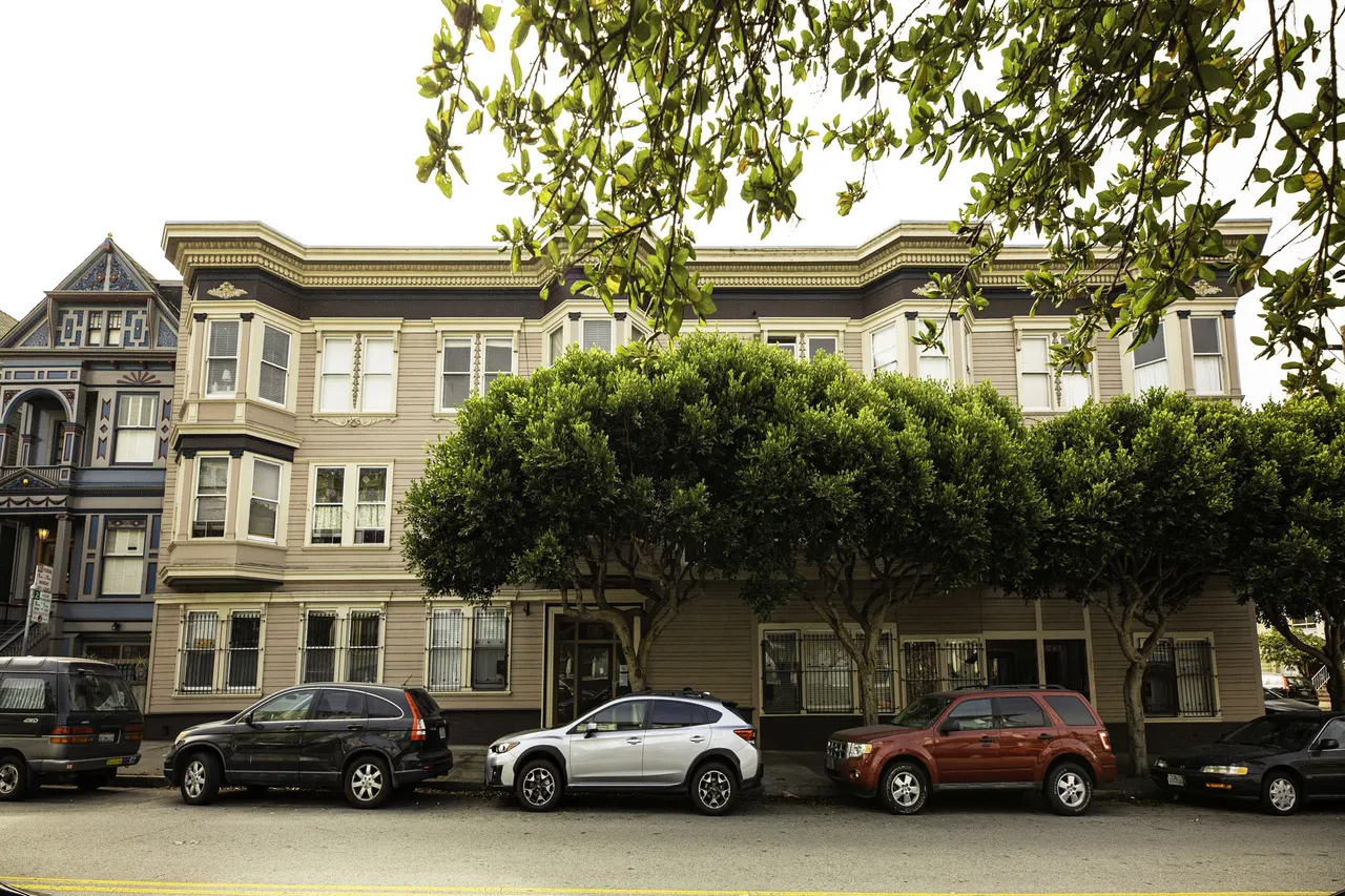1585 Waller Apartments