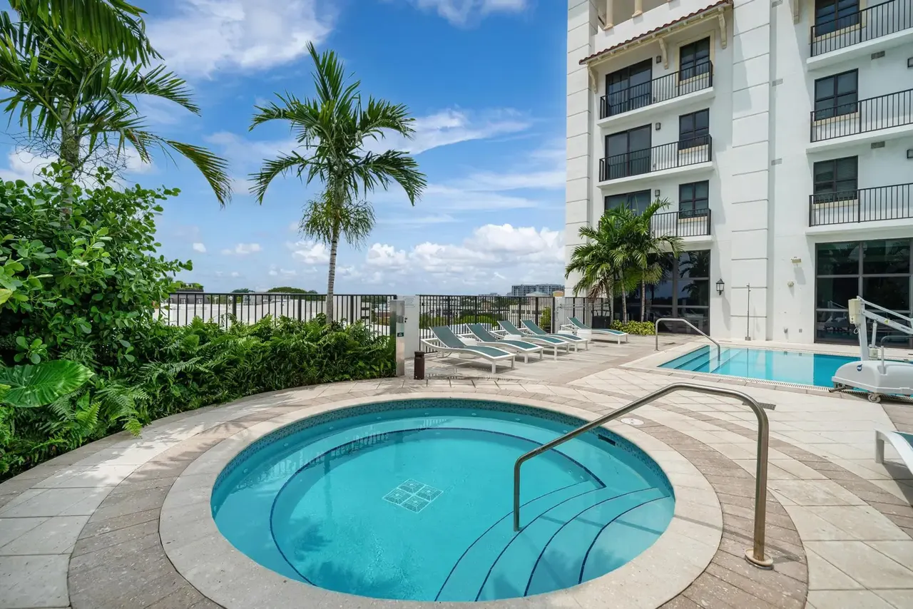 The Standard At Coral Gables