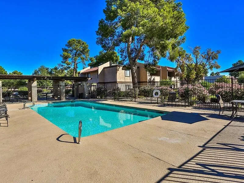Tamarus Villas Apartments