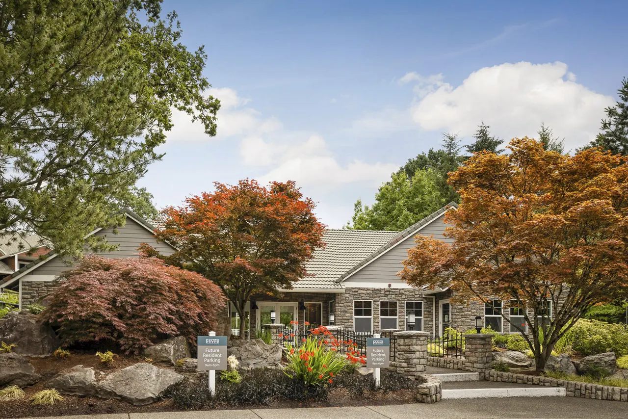 Canyon Creek Apartment Villages