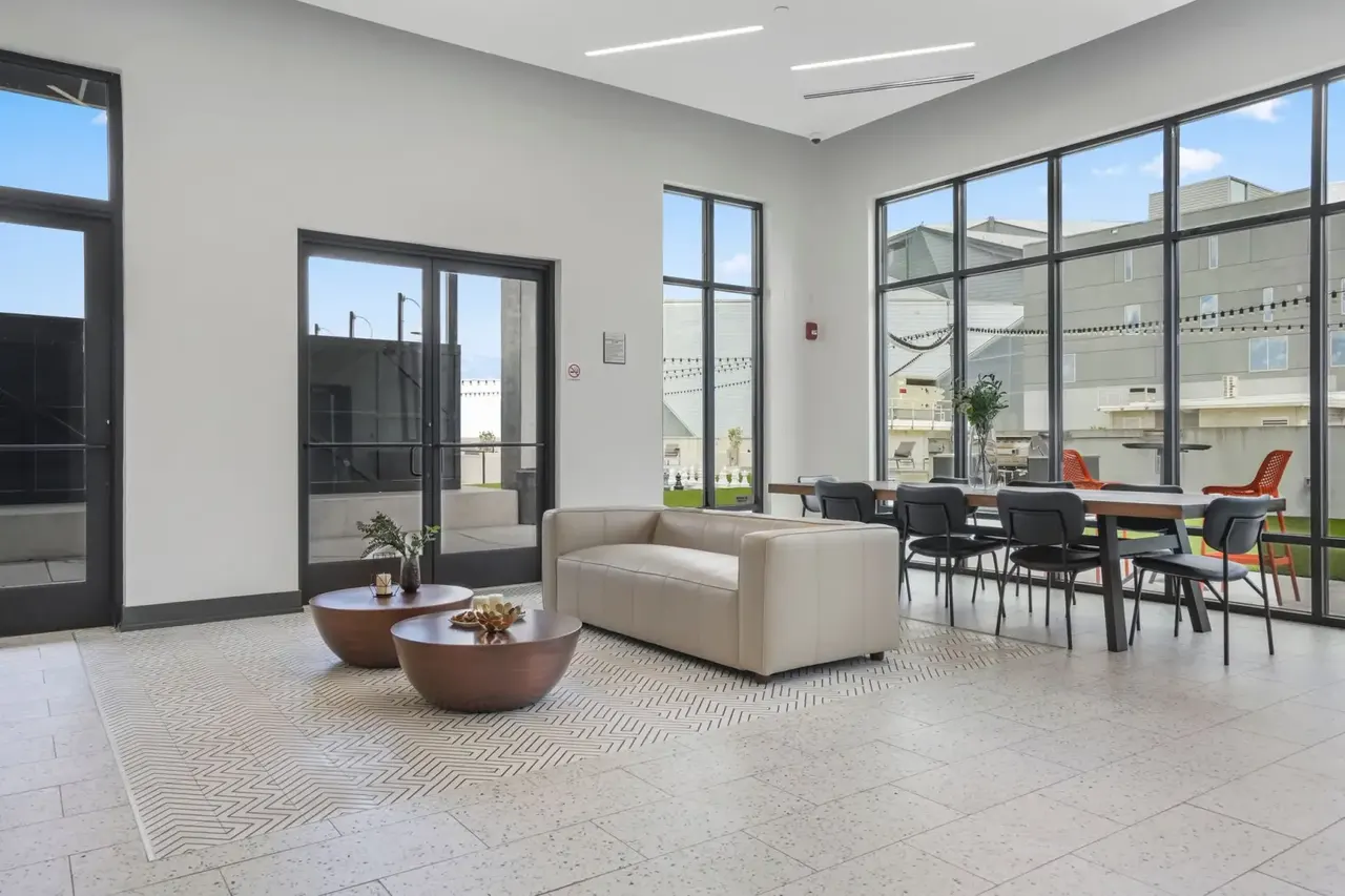 Castleberry Park Apartments