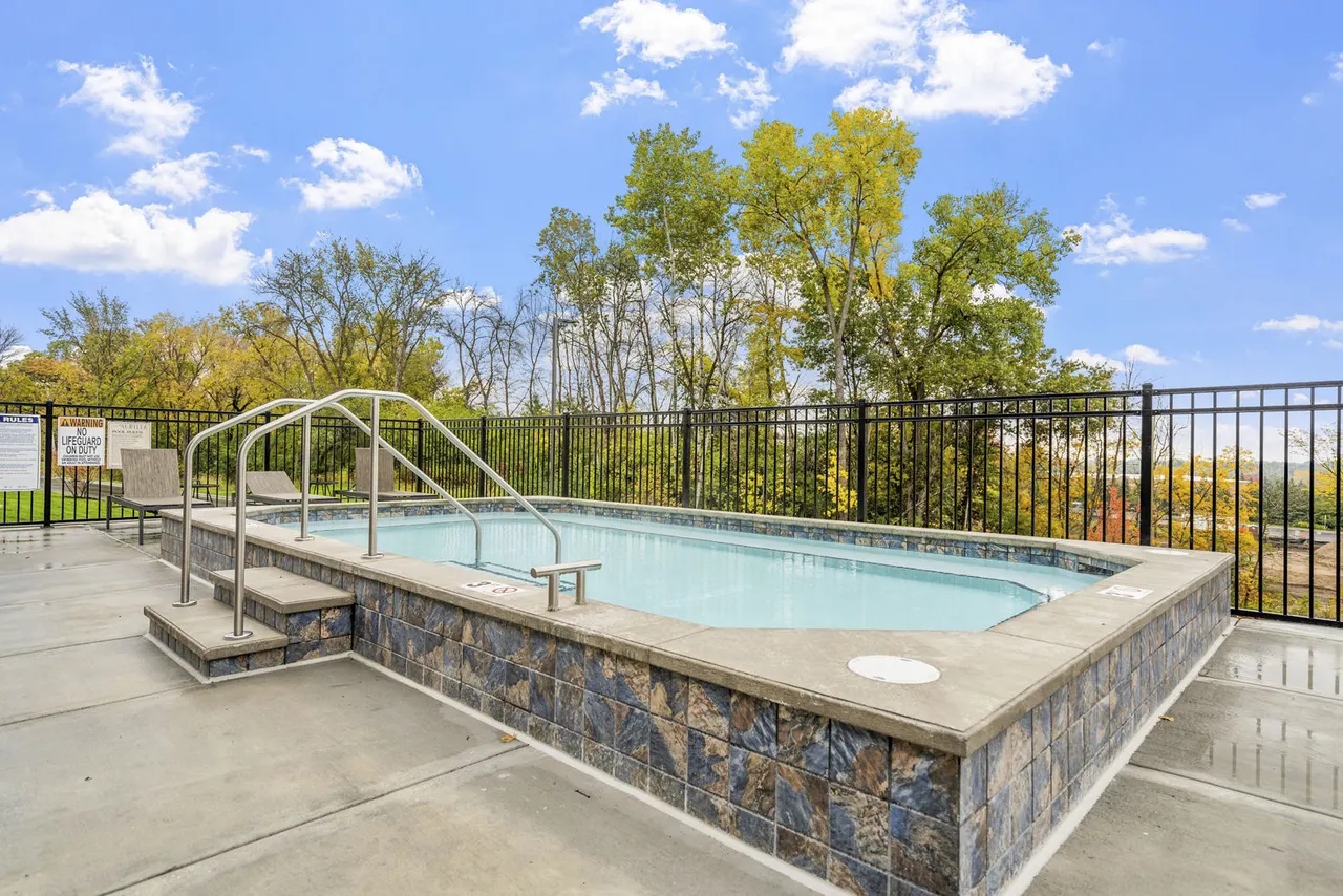 The Aurilla Apartments