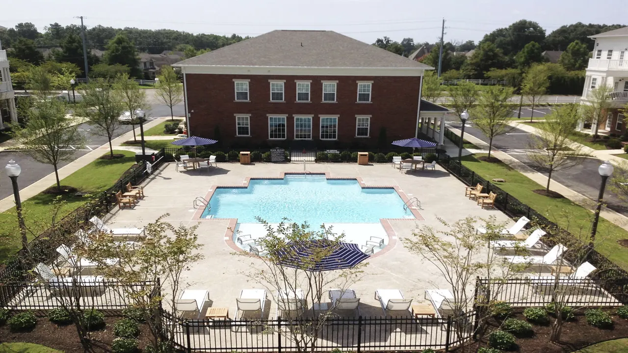 Carrington at Schilling Farms Apartments