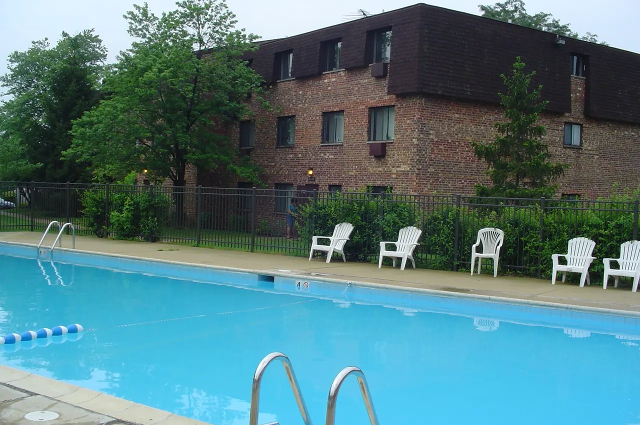 Dynasty Pointe Apartments