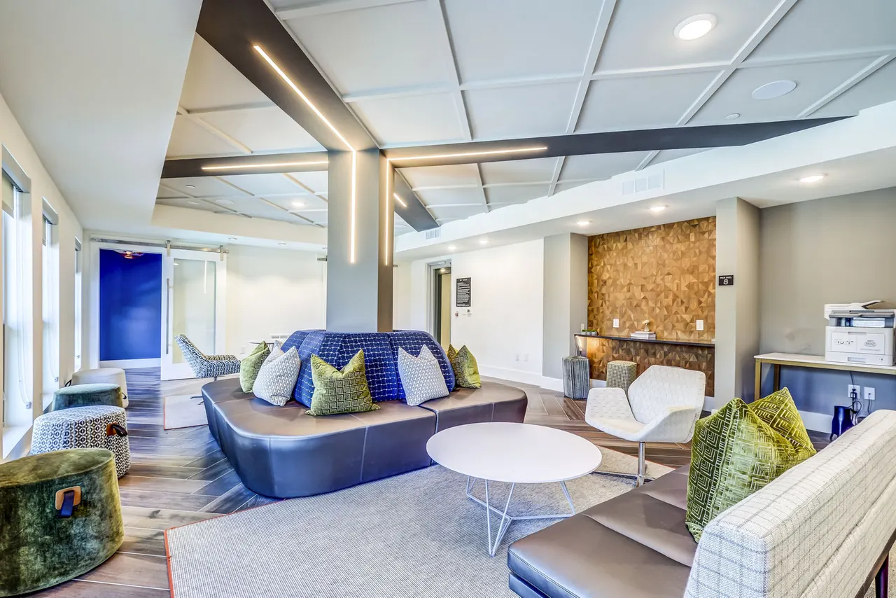 Encore Motif at Grand Crossing