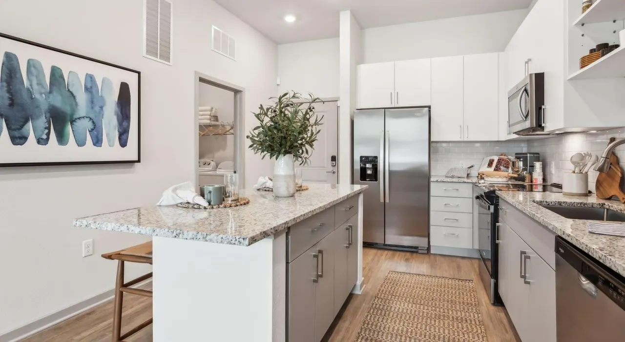 RISE Baymeadows Apartments