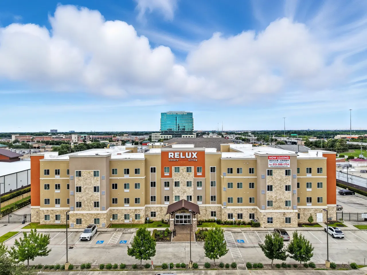 Relux at Westchase