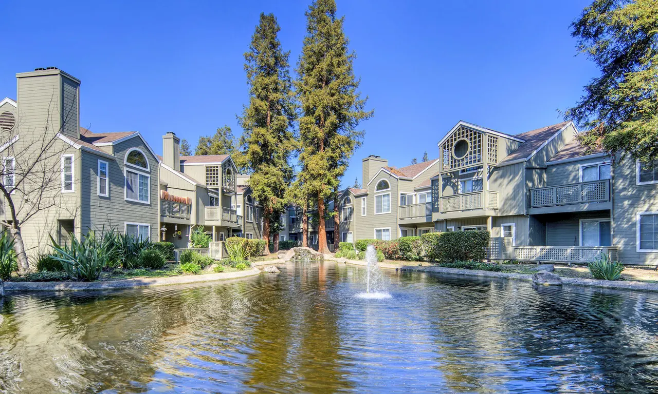 Wood Creek Apartments