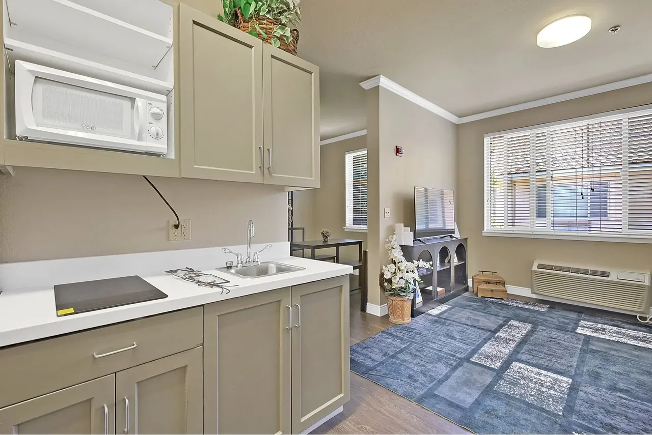 Brentwood Grove Senior Living