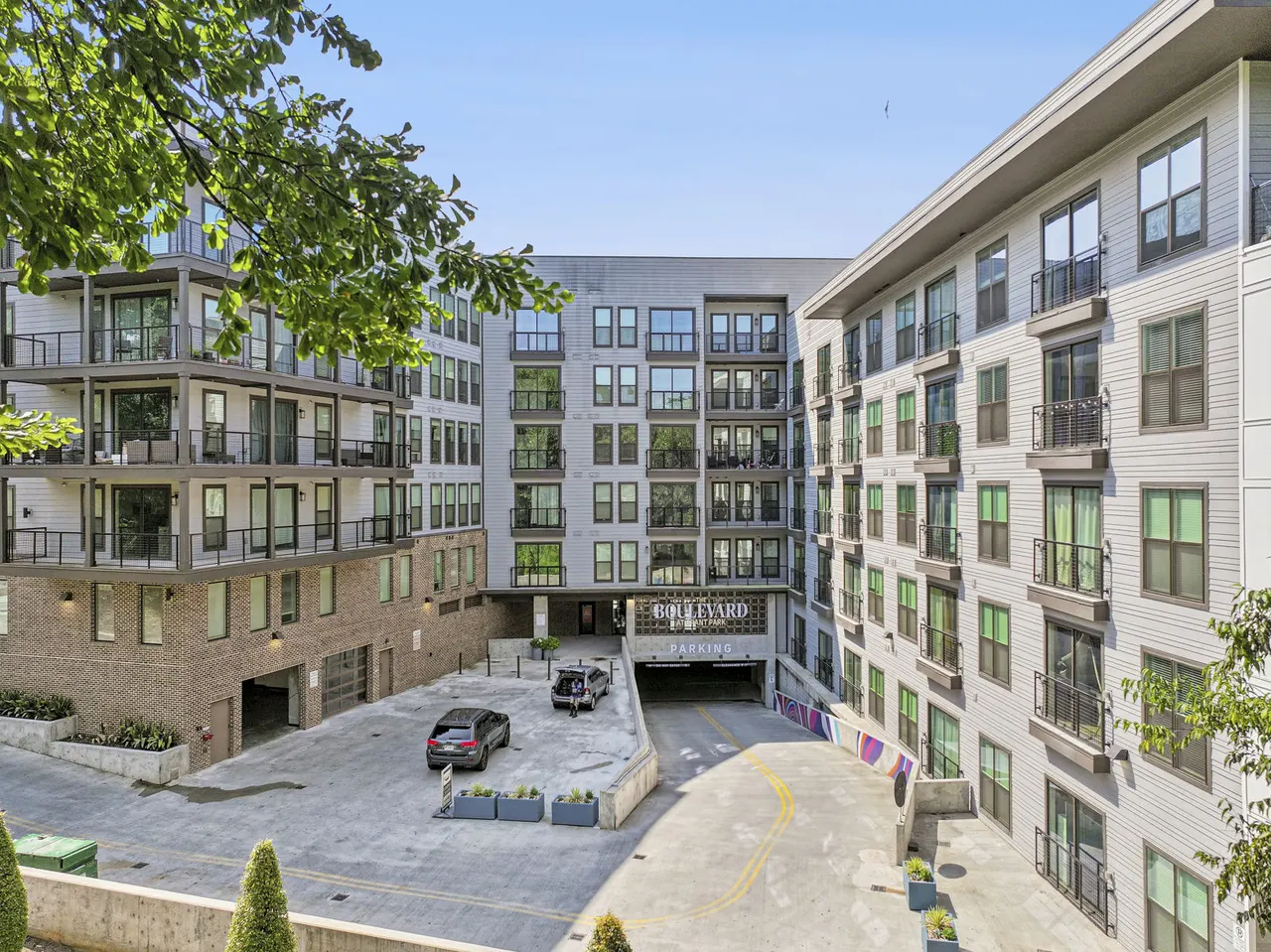The Boulevard at Grant Park Apartments