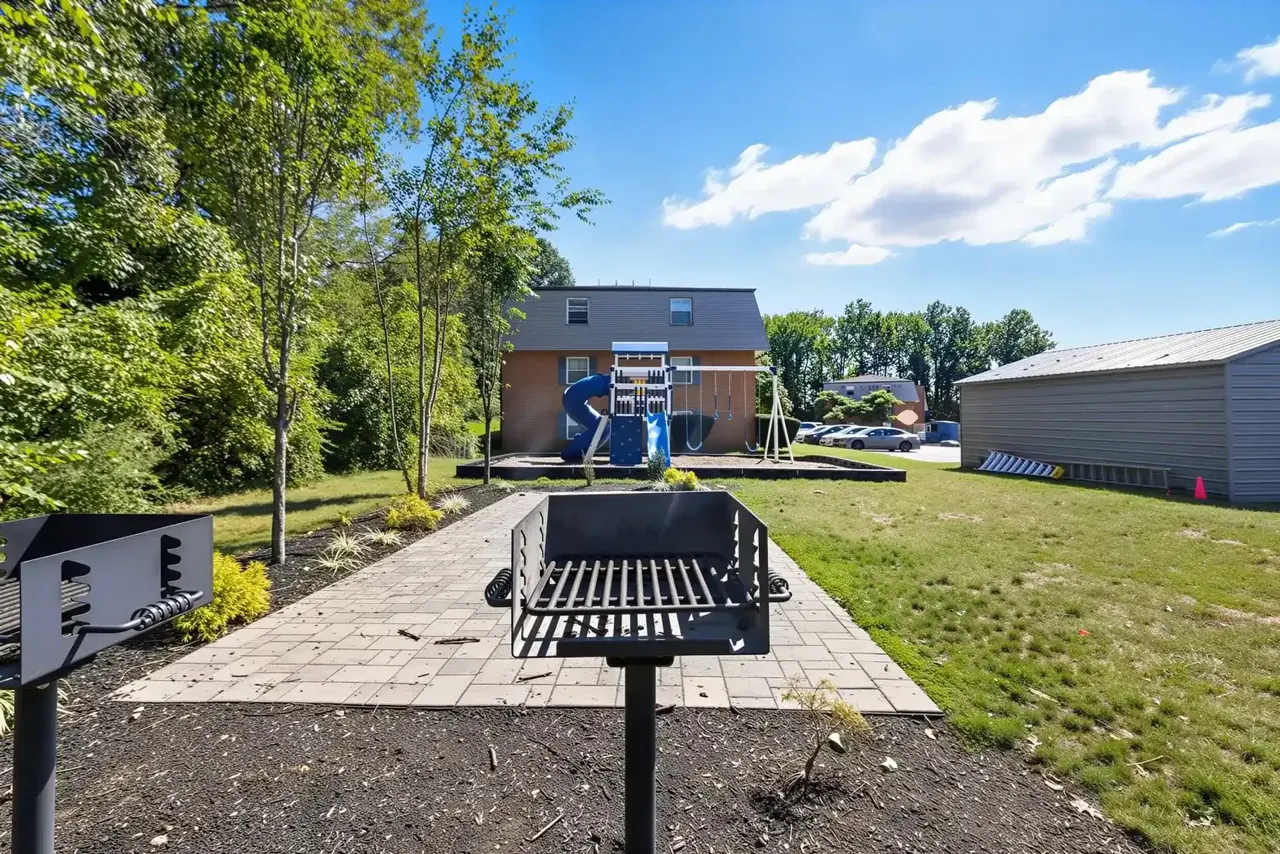 Lighthouse Hill Apartments