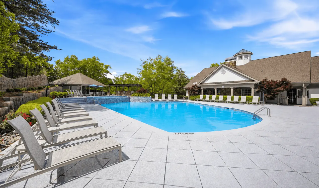 Preston Pointe at Windermere Apartments