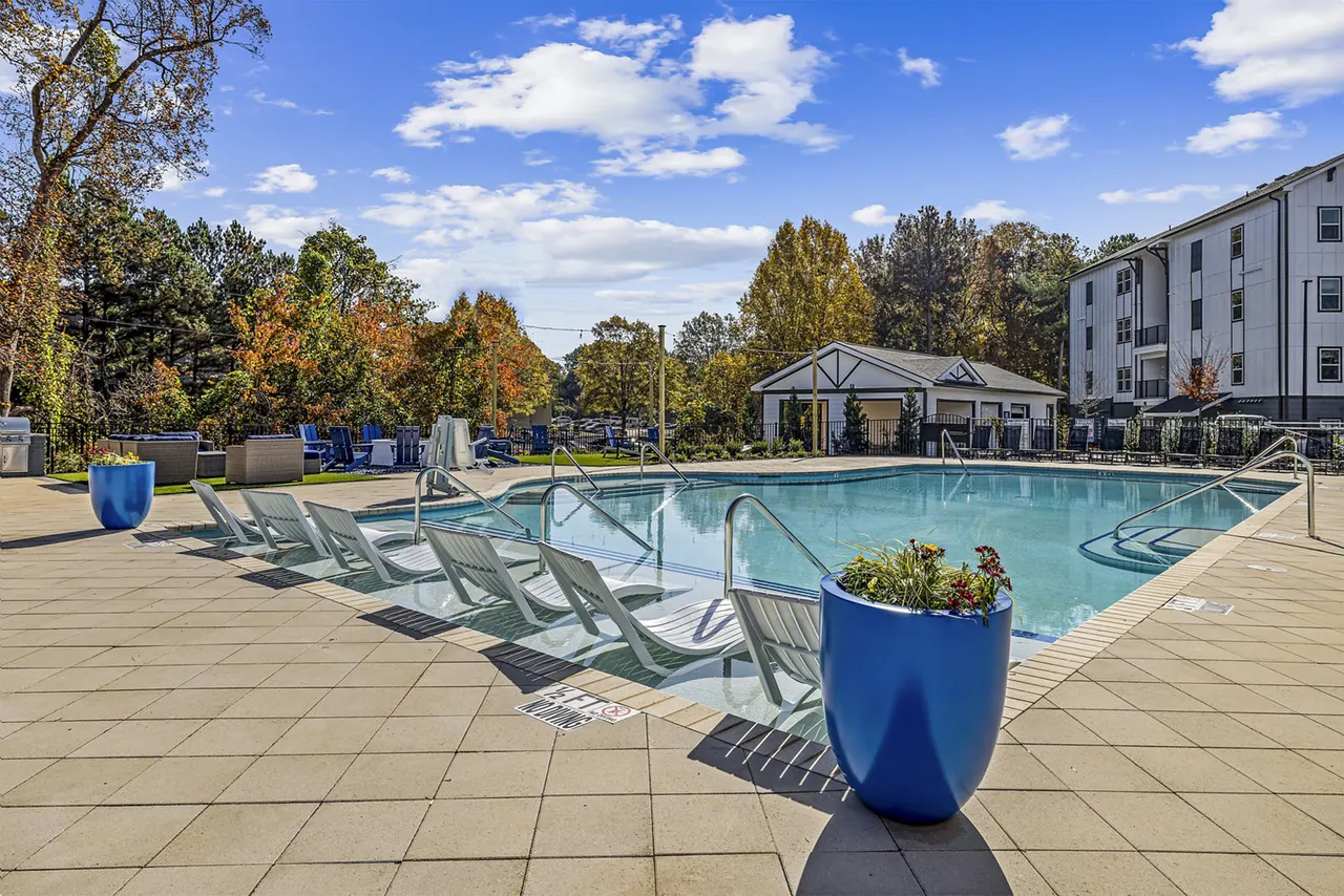 Arlow at Blue Ridge Apartments