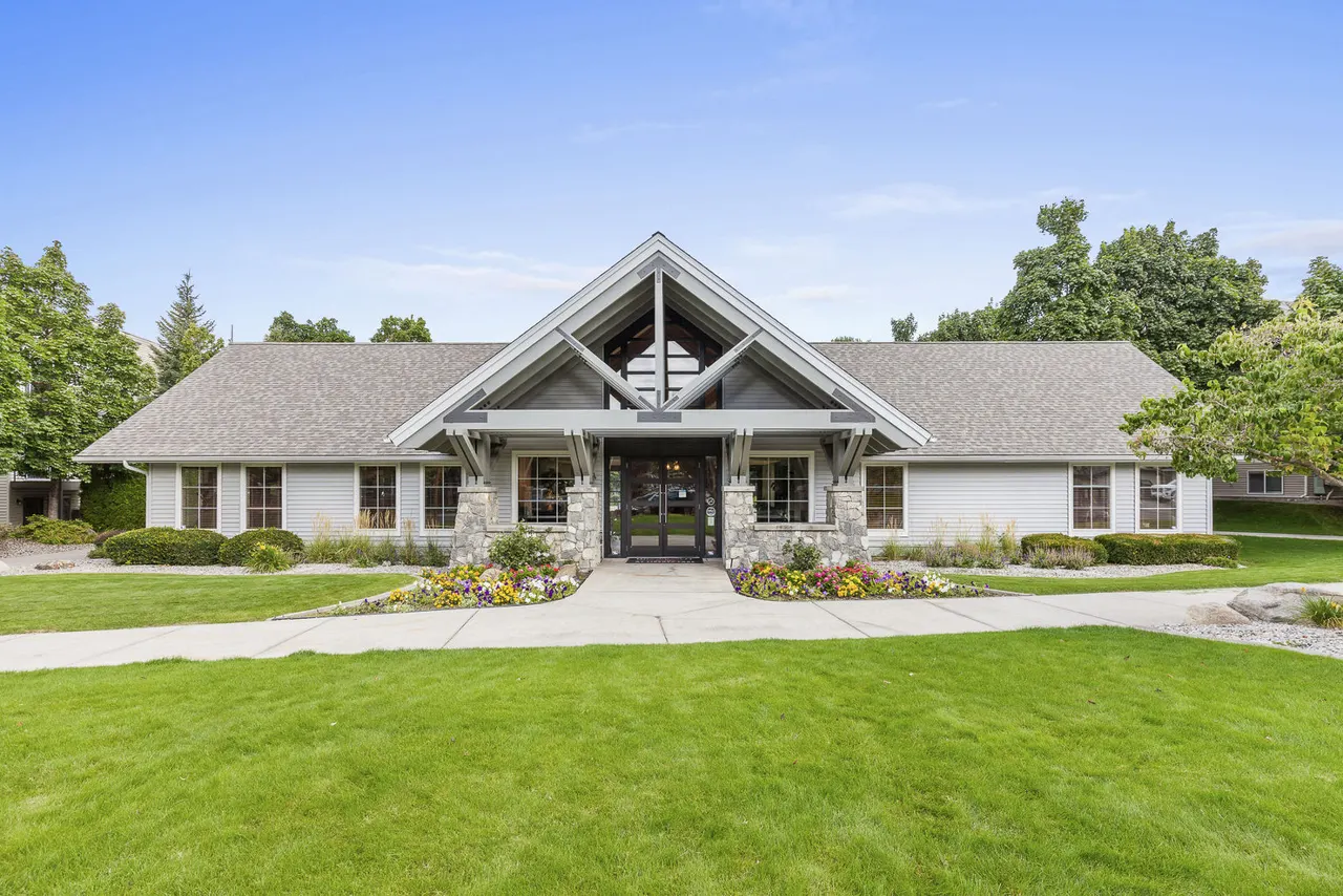 Big Trout Lodge