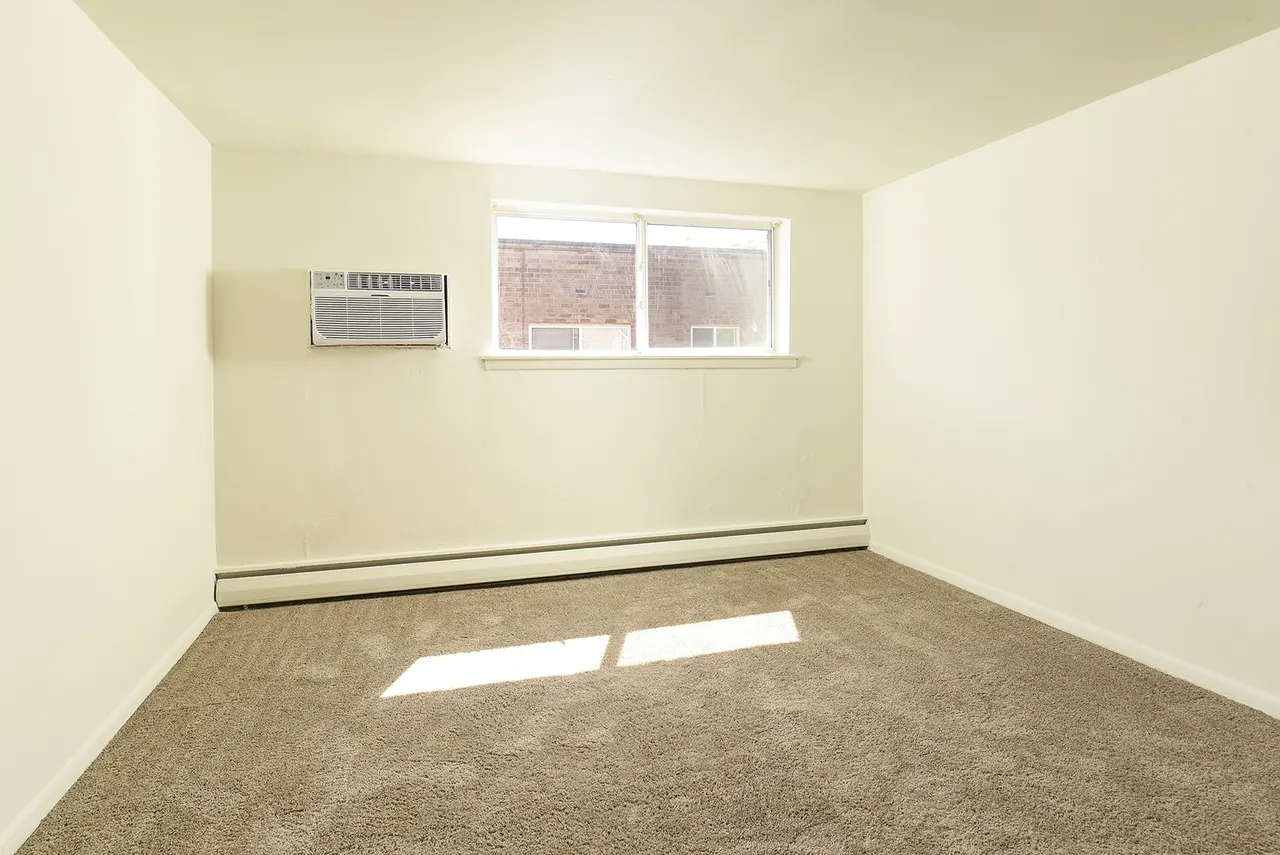 Woodview Apartments