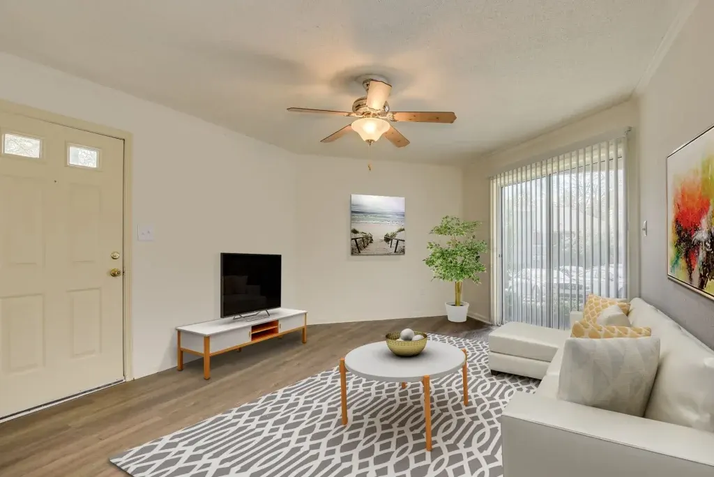Champion's Pines Apartments