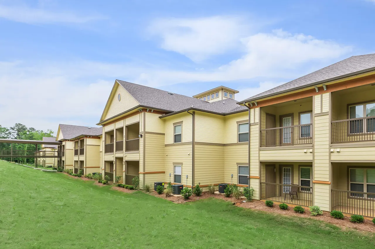 Whitehouse Senior Village