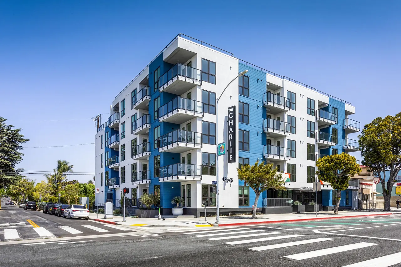 The Charlie Mar Vista