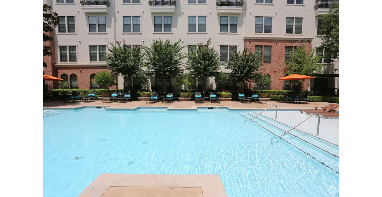 Braeswood Place