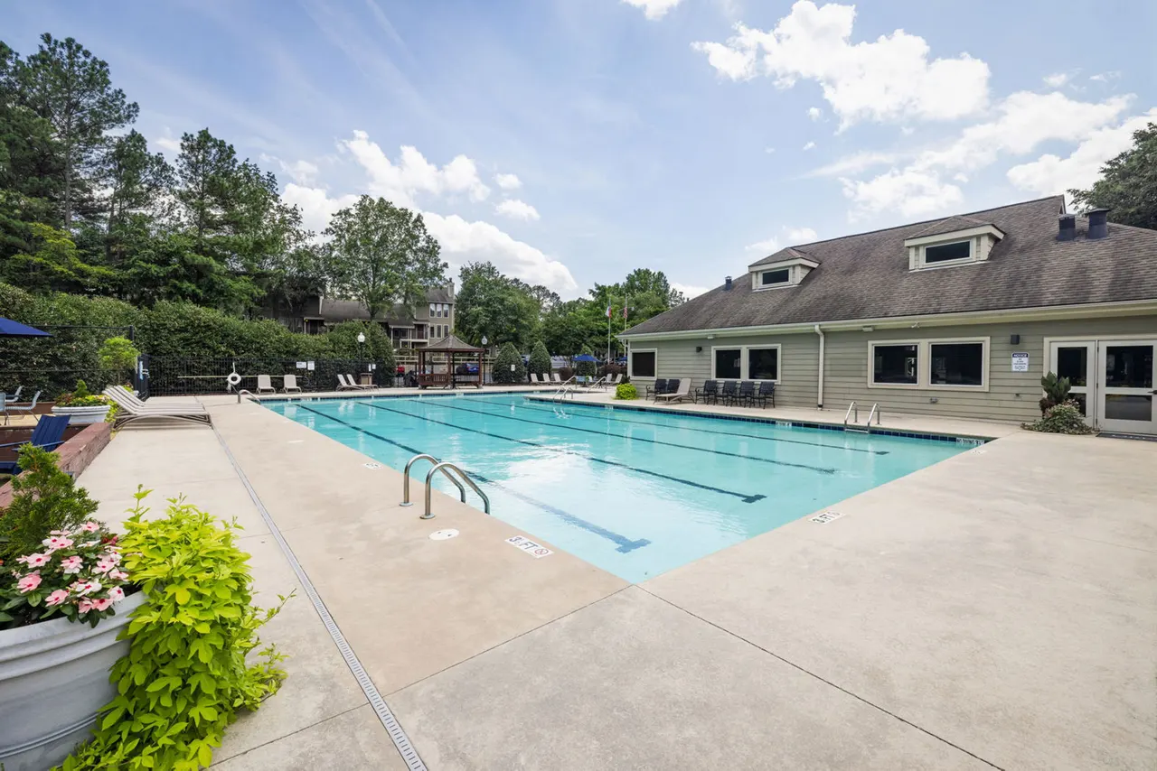 Shadowood Apartments &amp; Lofts