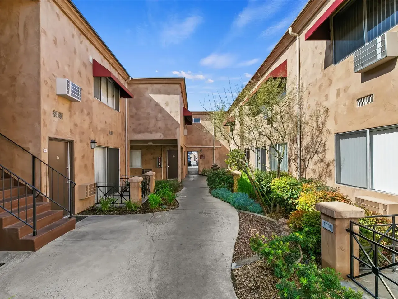 16229 Woodruff Apartments