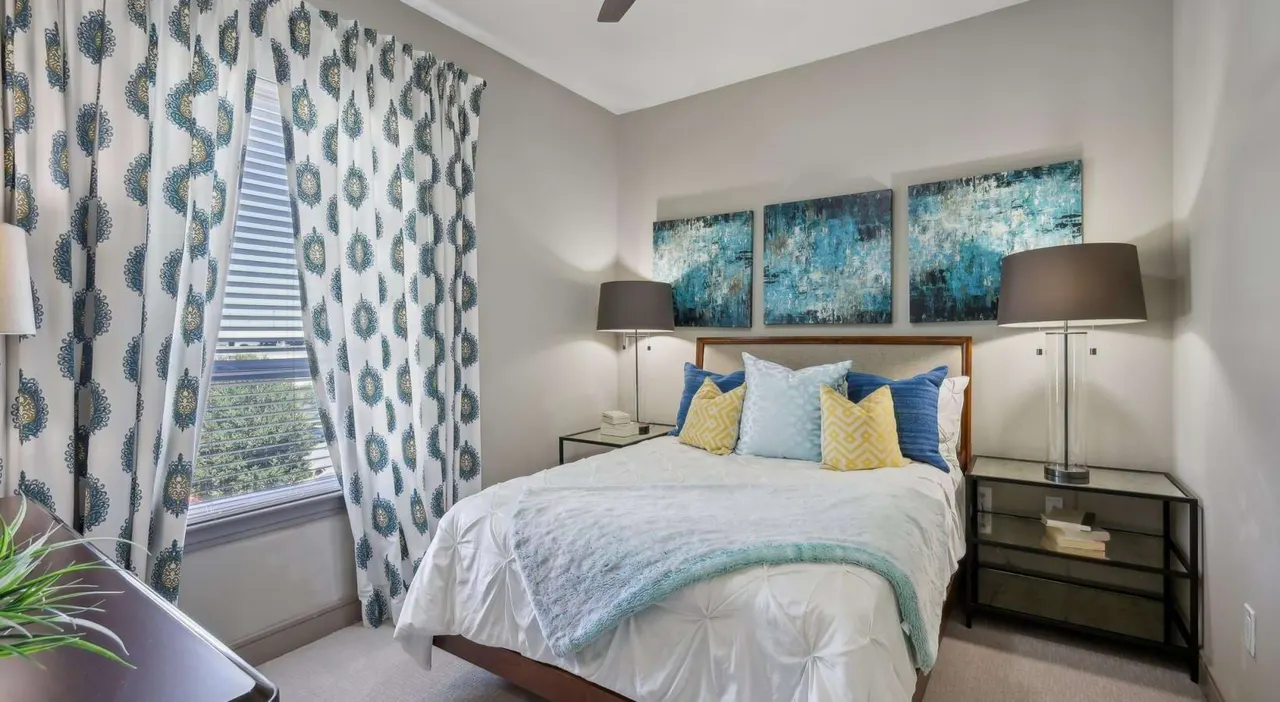 The Kelton at Clearfork Apartments
