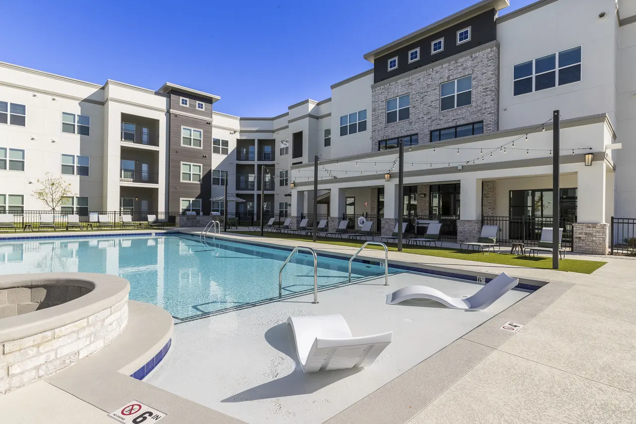 Heritage Grove