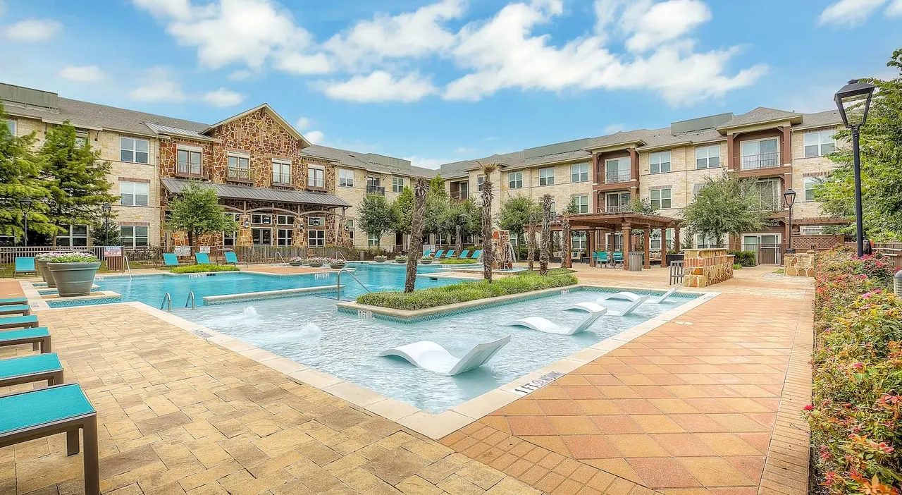 The Villas of Chapel Creek