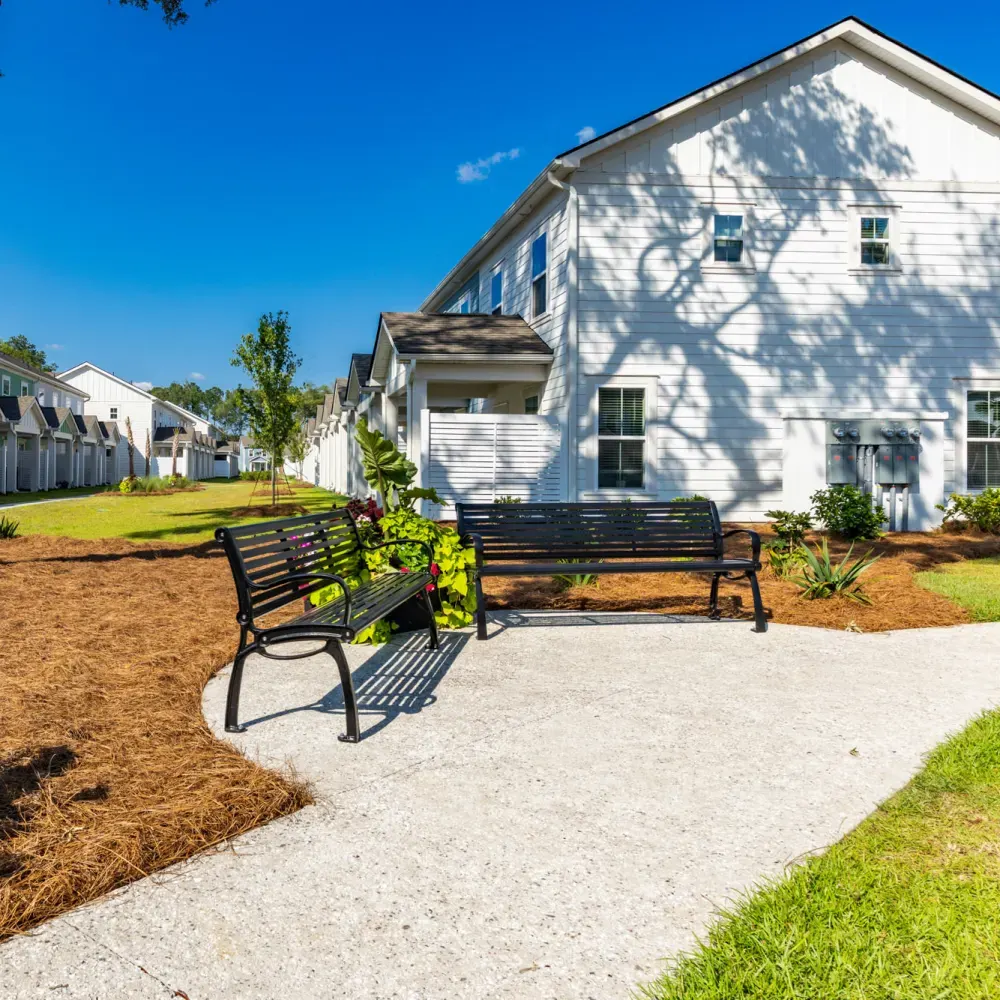 Bellerose at Bees Ferry | Luxury Townhomes for Rent