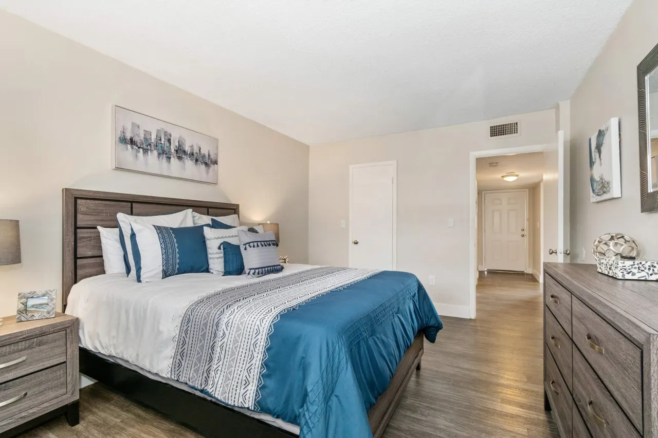 Aventura Oaks Apartment Homes