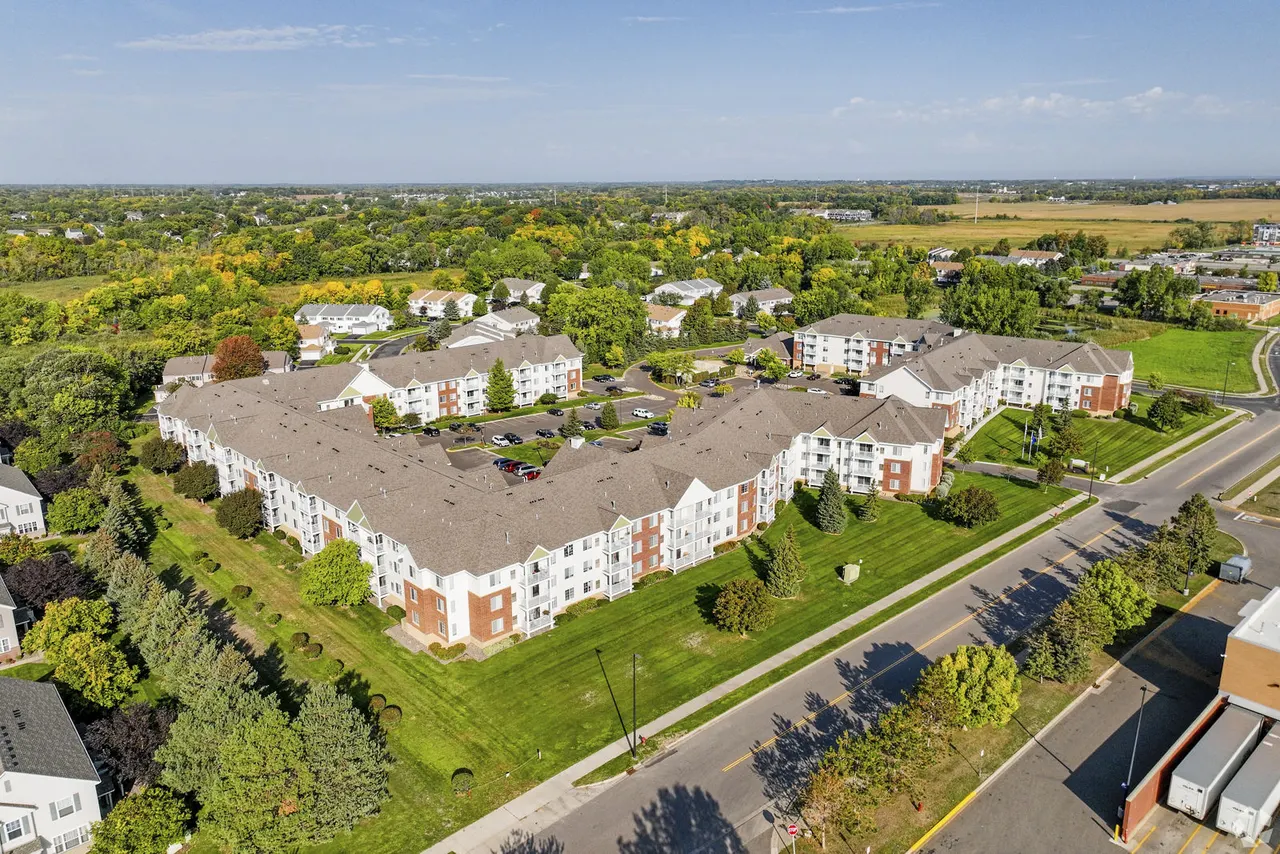 Avana Maple Grove
