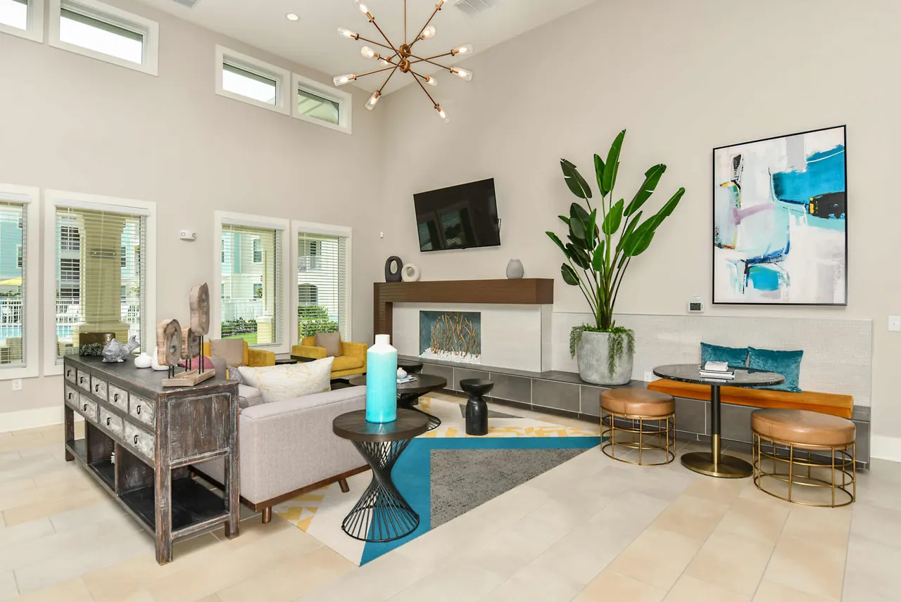 Isla Apartments