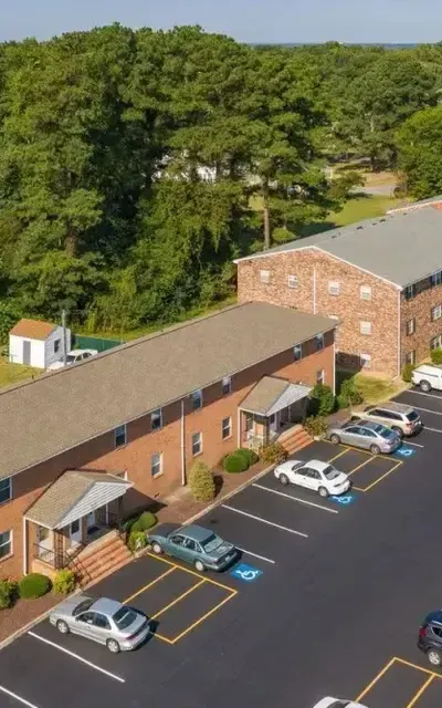 Signal Hill Apartments