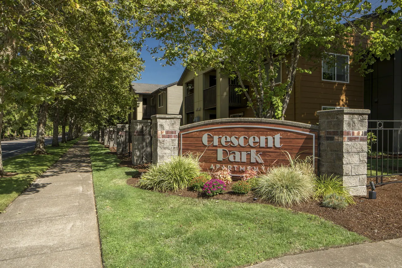 Crescent Park Apartments
