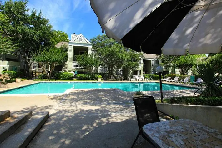 Crystal Creek Apartments