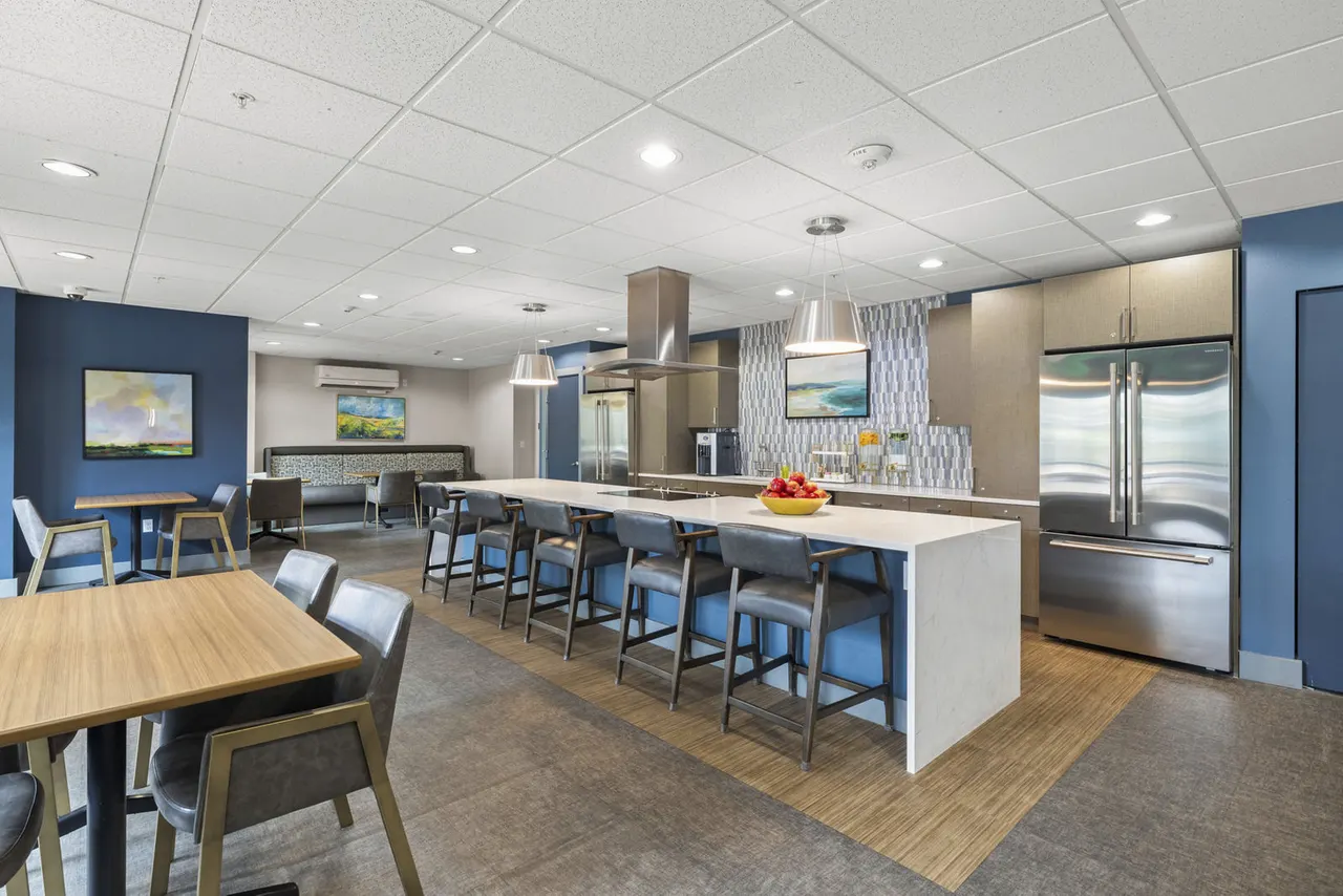 Lynnwood City Center Senior Living