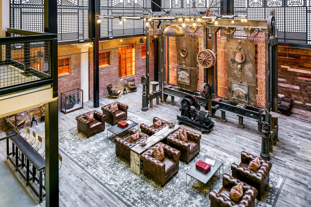 Hecht Warehouse