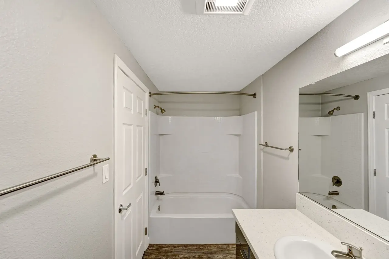 The Pines Apartments