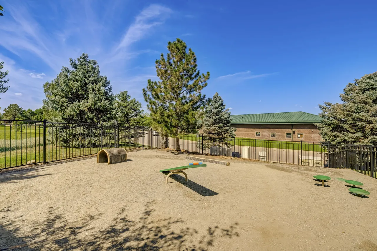 Creekside at Highlands Ranch Apartments